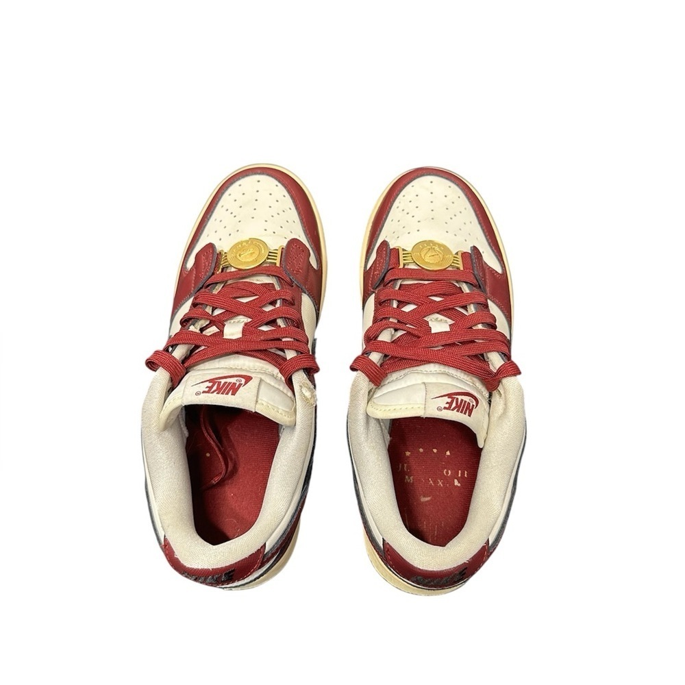 Nike Wmns Dunk Low SE “Sisterhood - Team Red” Size 8 - Picture 5 of 7